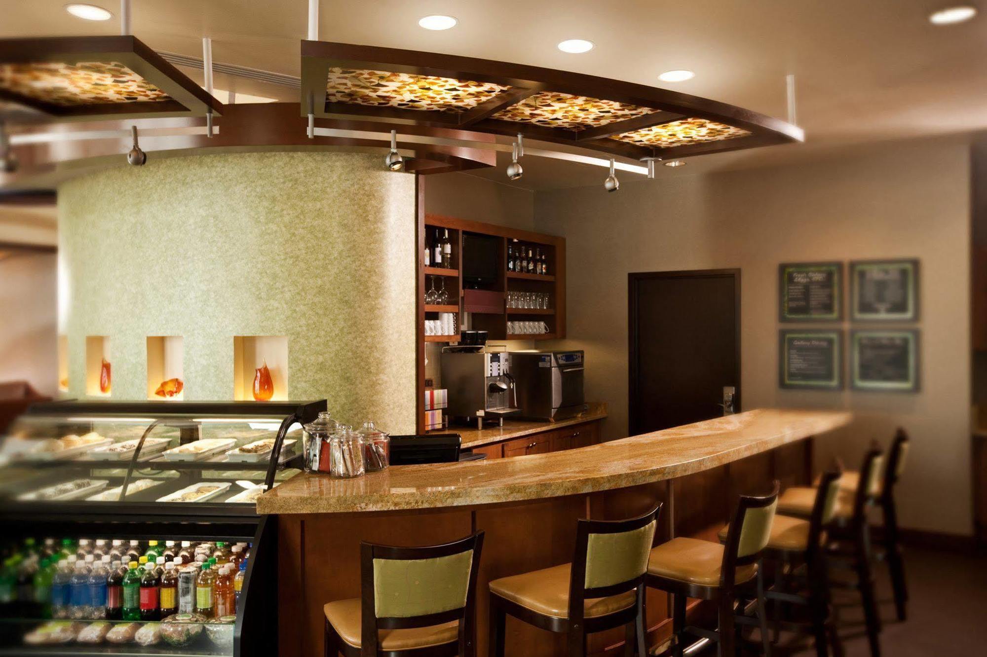 Hyatt Place Lexington Restoran fotoğraf